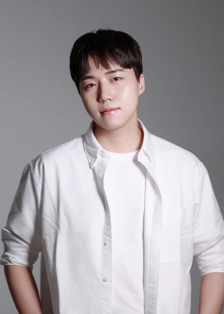 신재민 profile